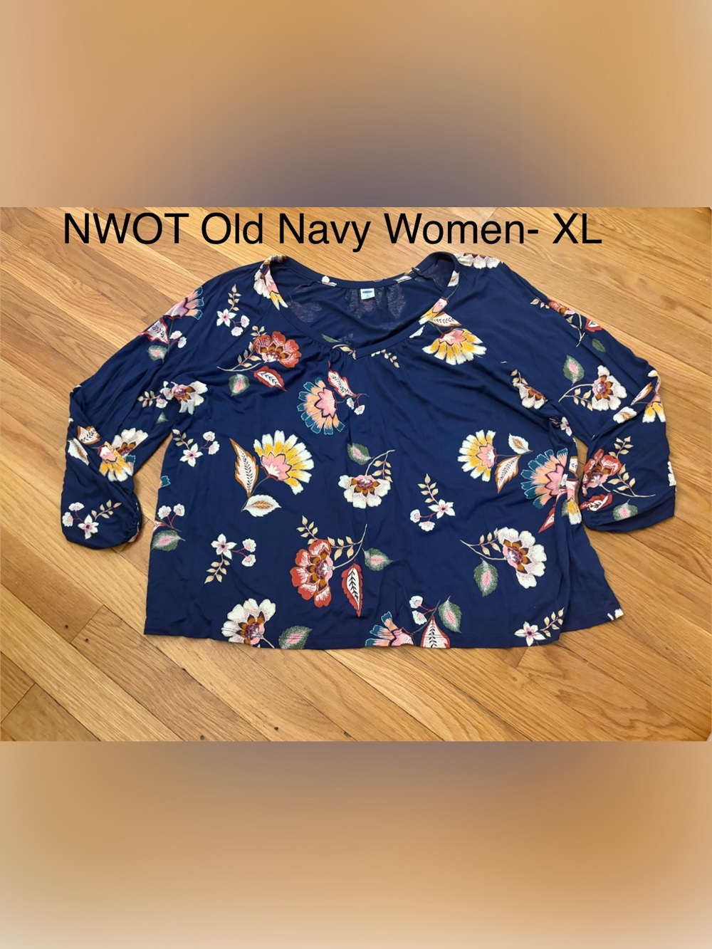 Old Navy Navy Floral V-Neck Tunic Top